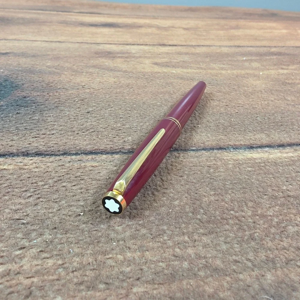 Montblanc Generation Fountain Pen Adult OS Burgundy Good 14K Gold Nib 585 Trim